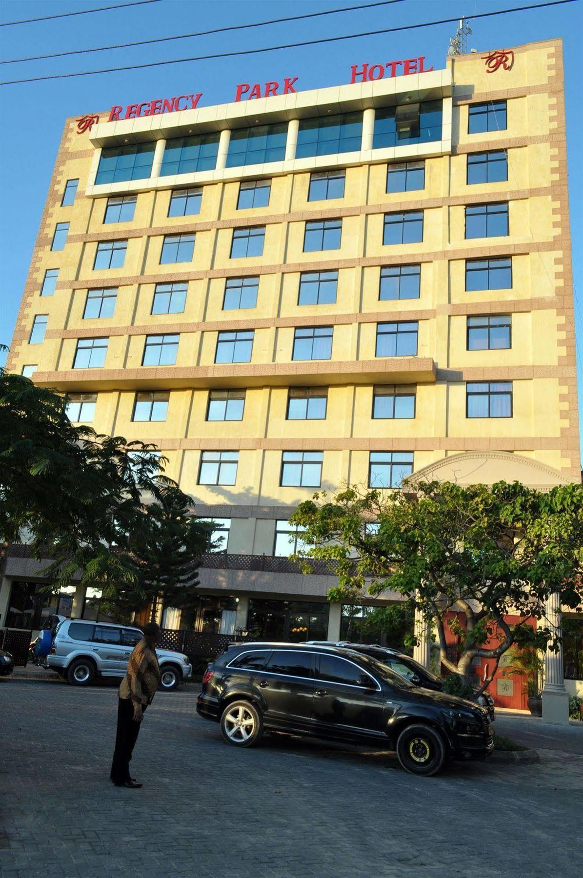 Regency Park Hotel Dar es Salaam Zewnętrze zdjęcie